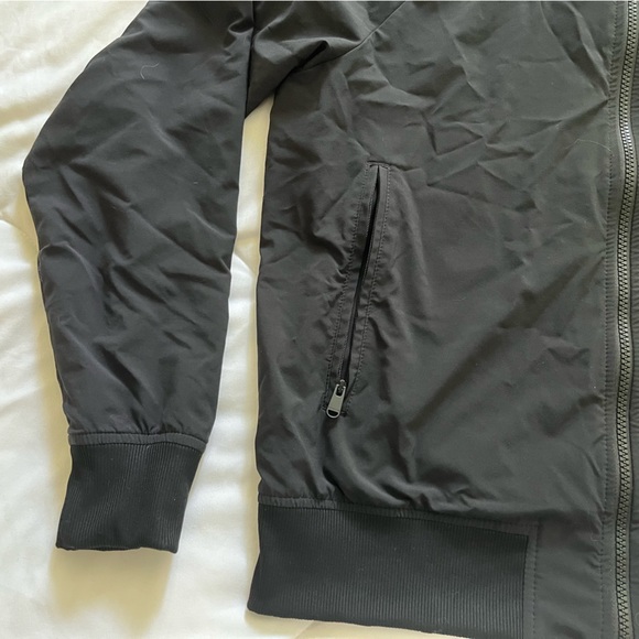 Athleta Lightweight Bomber Jacket Size MP Black - Picture 4 of 7